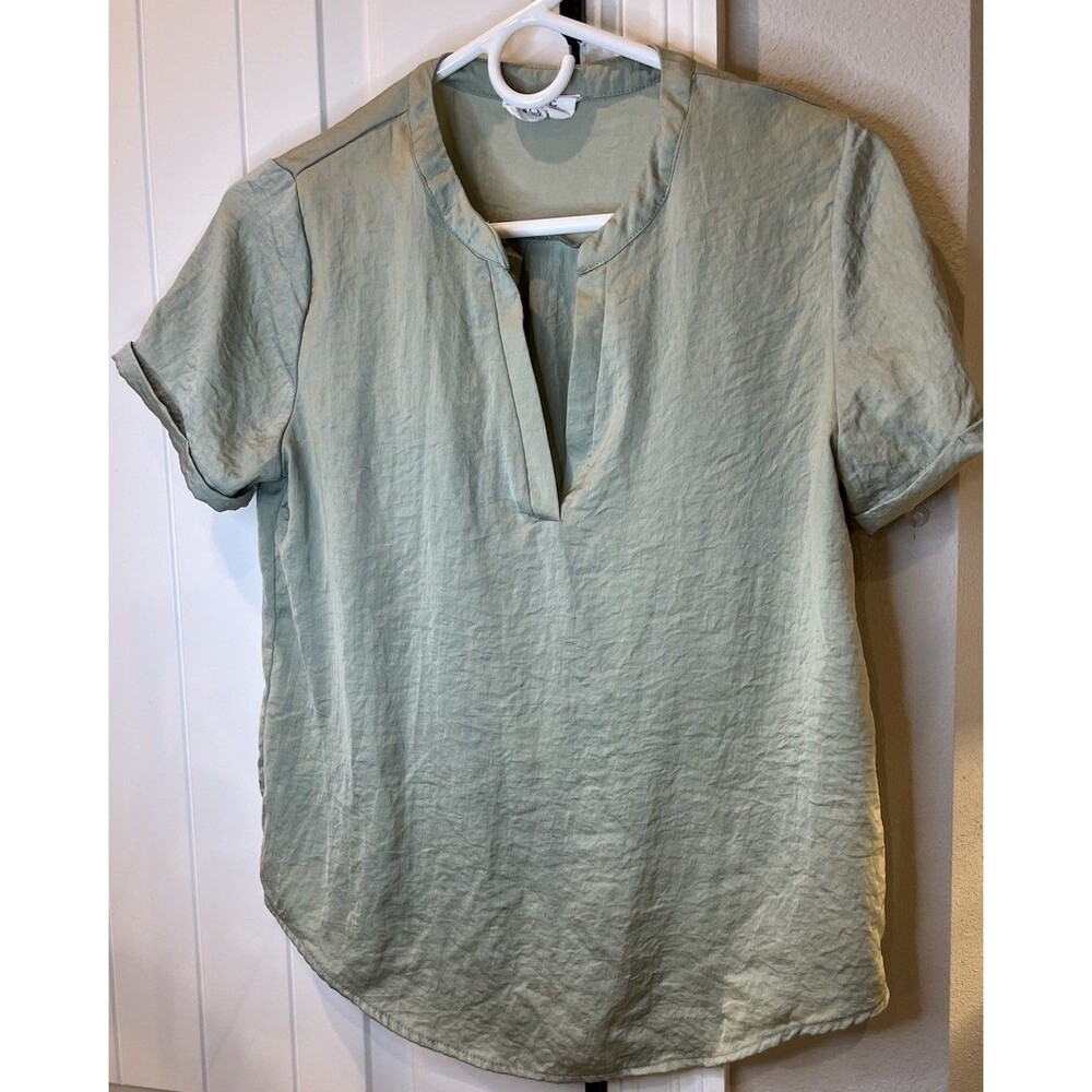 Women's Olive and Oak Short Sleeve Blouse - Size S
